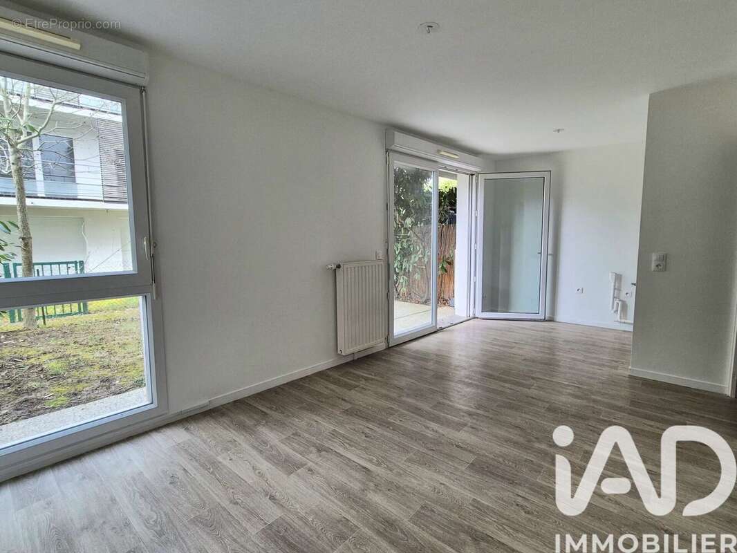Photo 3 - Appartement à CORBEIL-ESSONNES