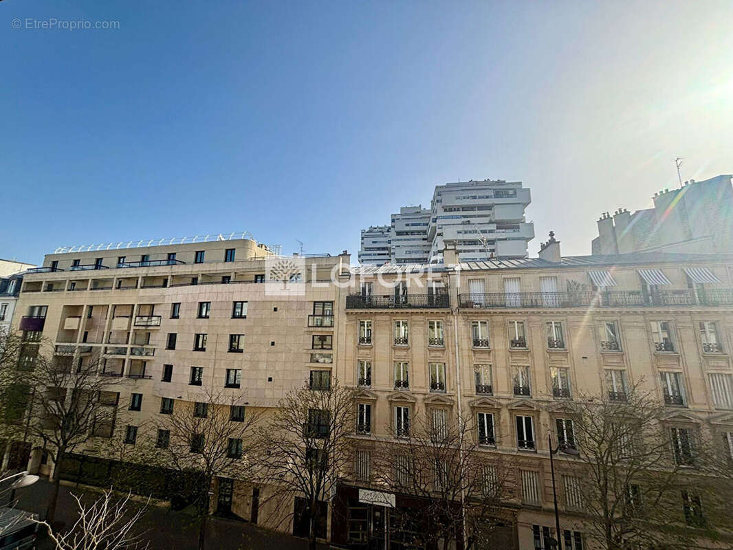 Appartement à PARIS-12E