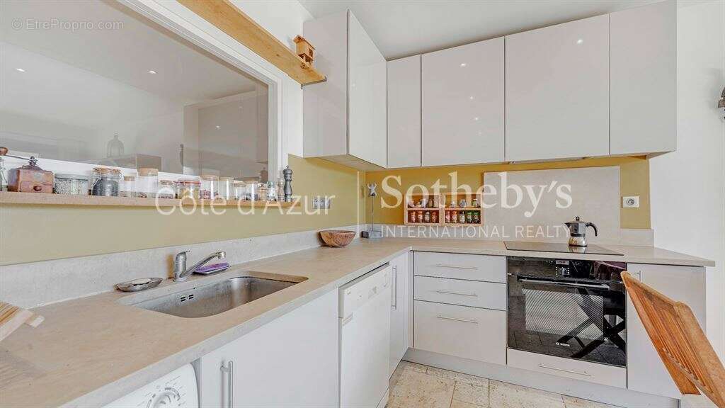 Appartement à LES ISSAMBRES