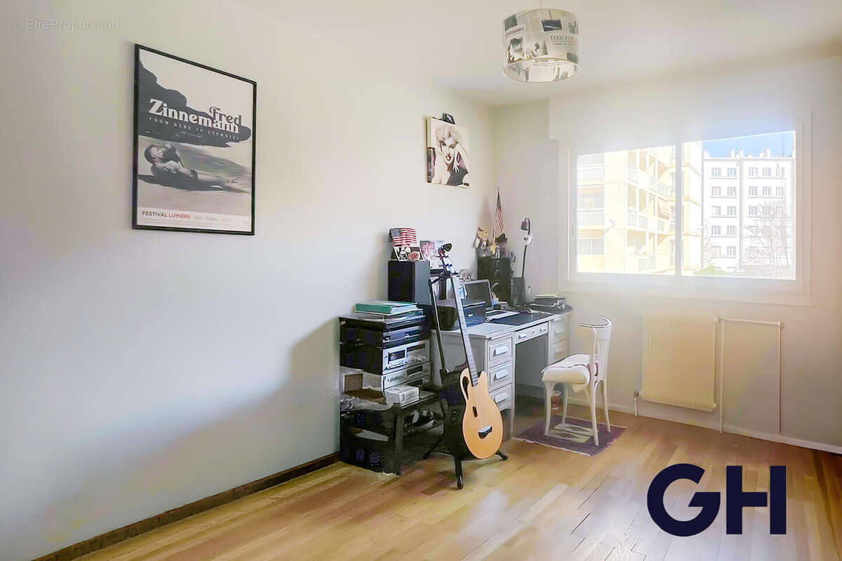 Appartement à LYON-8E