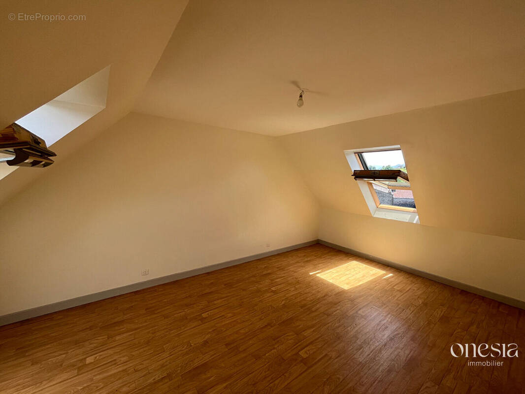 Appartement à OLORON-SAINTE-MARIE