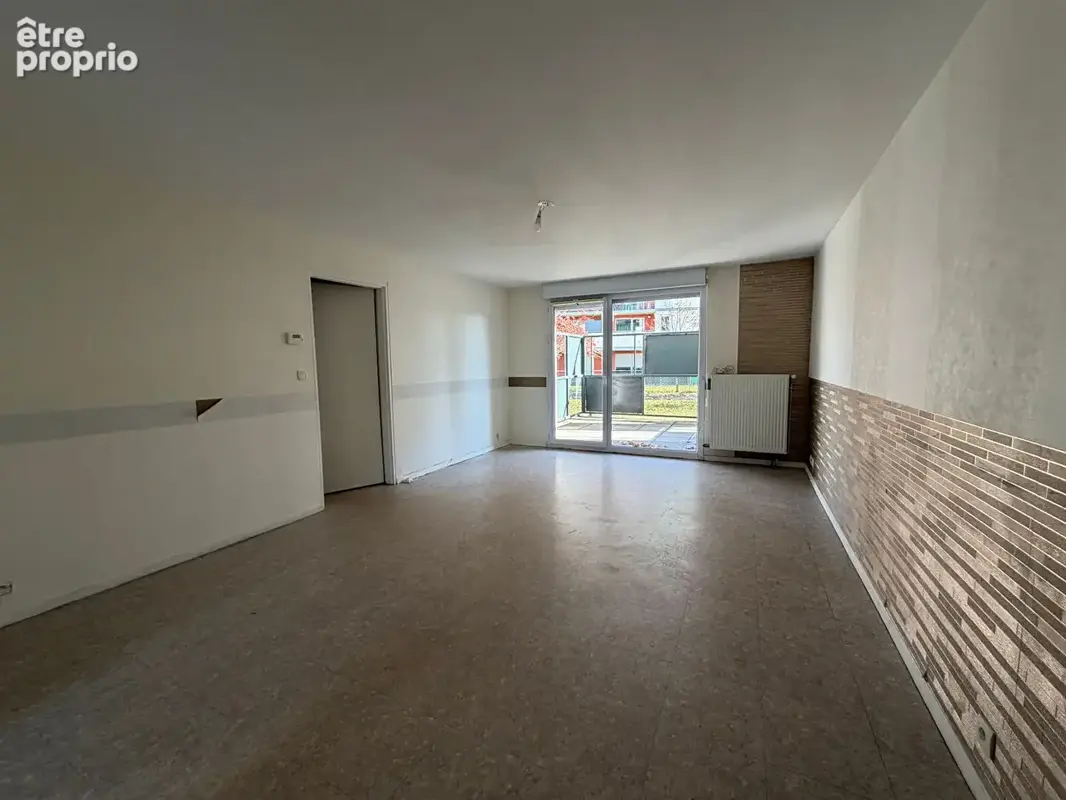 Appartement 5 pièces de 94 m² avec double terrasse et parking - Secteur Bartholdi - photo 2