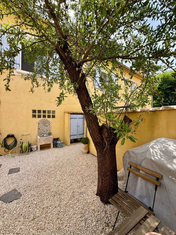Maison à MALLEMORT