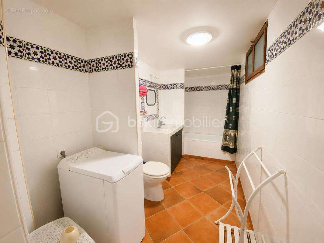 Mas provençal du xviiiᵉ siècle (apt en luberon 84)– vue lavandes – 3 logements – de type t12- piscine – fort potentiel touristiq - photo 20