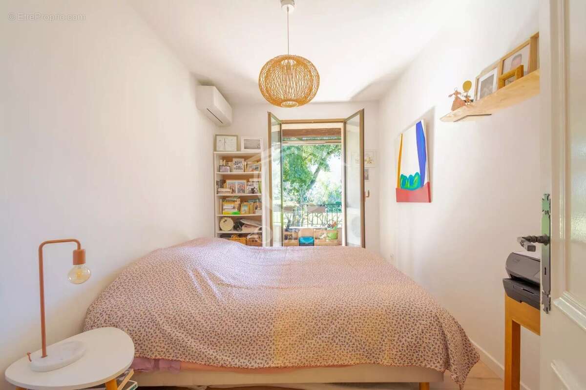 Appartement à VILLENEUVE-LOUBET