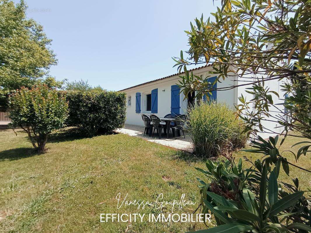 Maison à SAINT-HILAIRE-LA-FORET