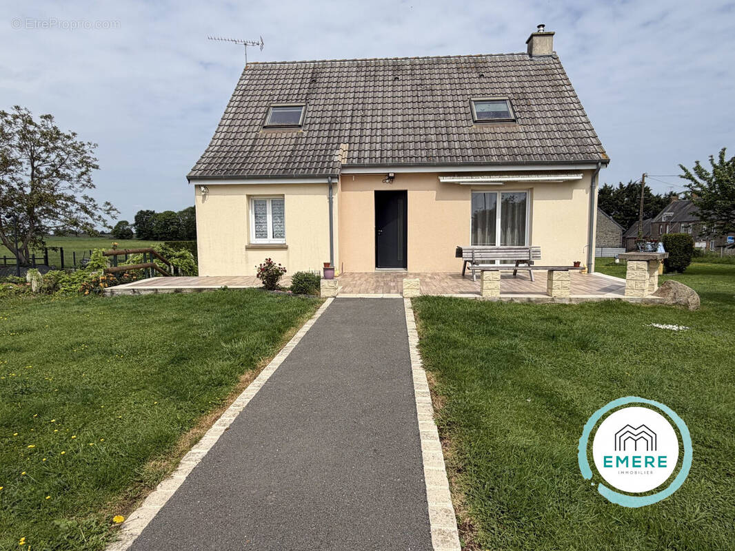 Maison à JUILLEY
