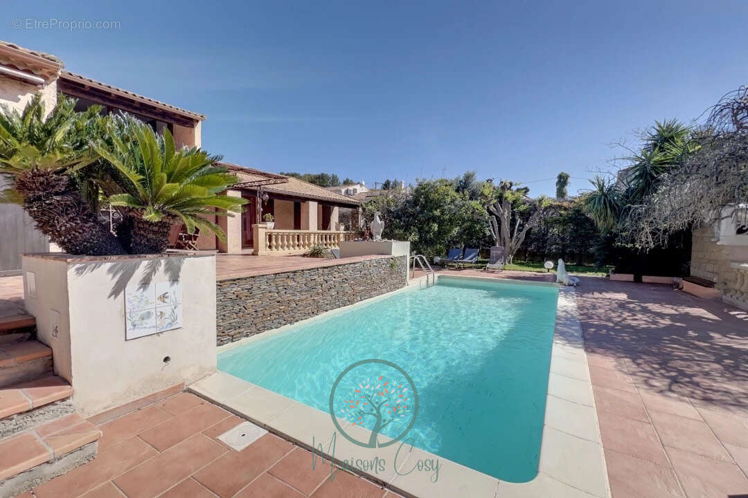 Maison à SAUSSET-LES-PINS