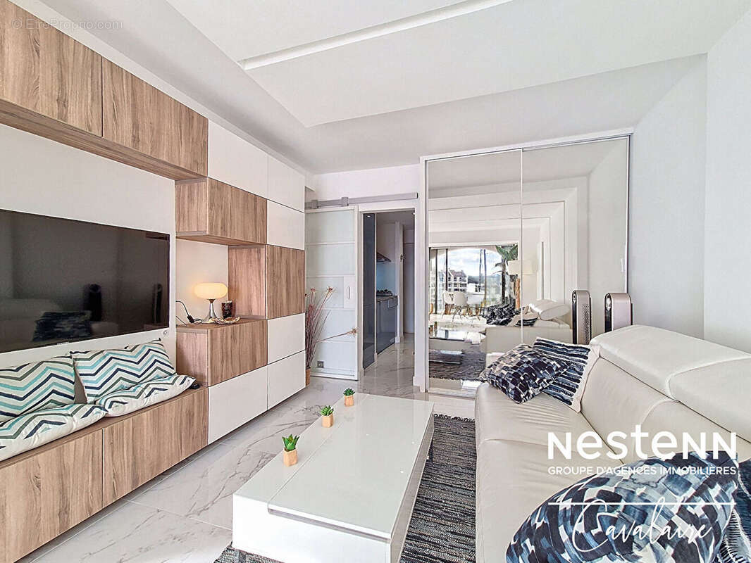 Appartement à COGOLIN