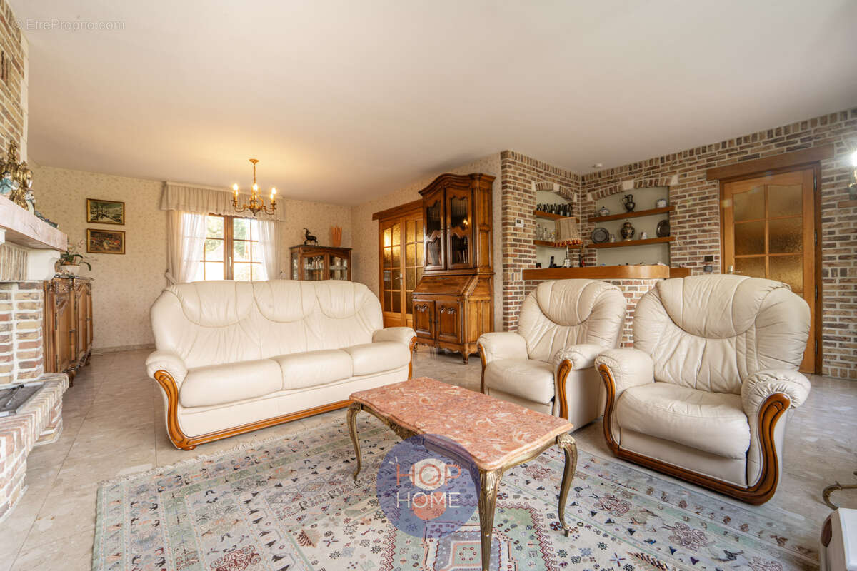 Maison à NEUVE-CHAPELLE