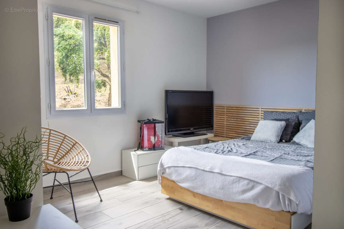 Maison à LA LONDE-LES-MAURES