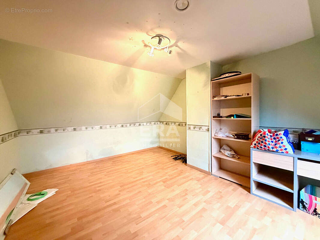 Maison à MONTEREAU-FAULT-YONNE