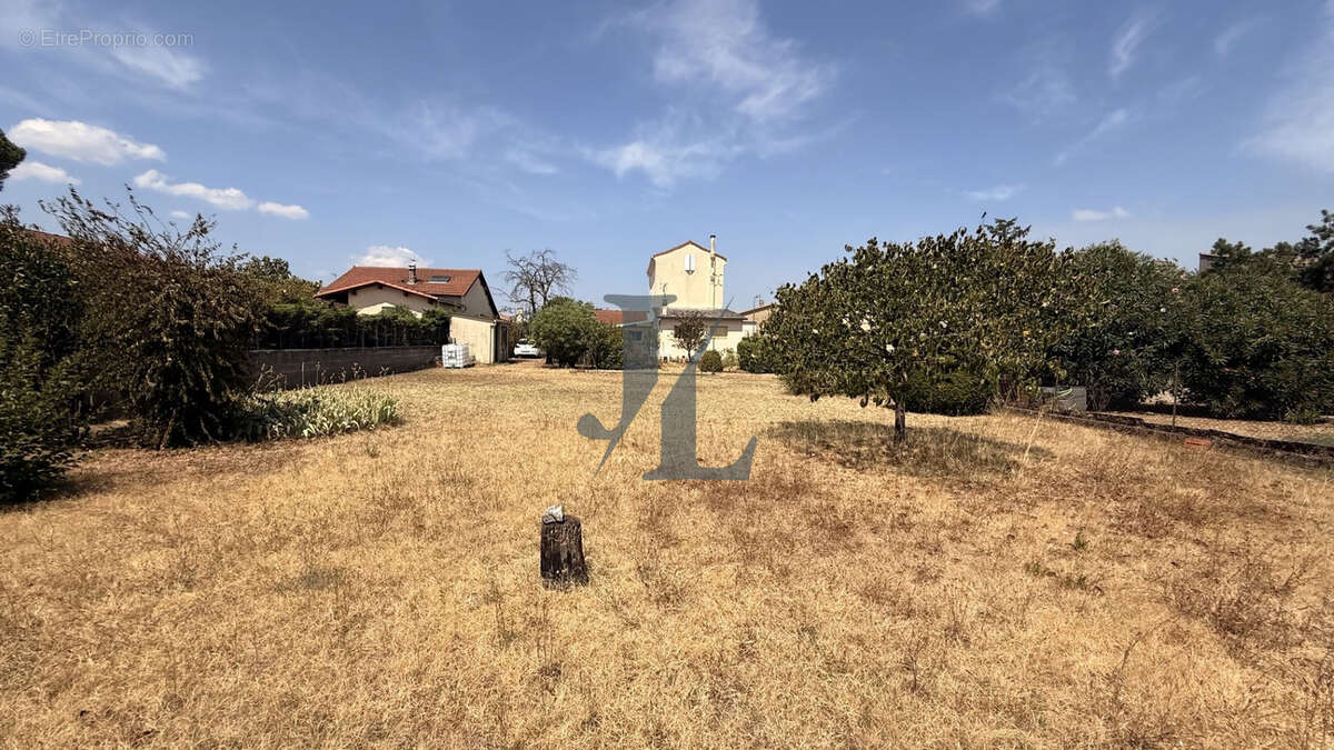 Maison des annees 30 avec terrain a batir - photo 13