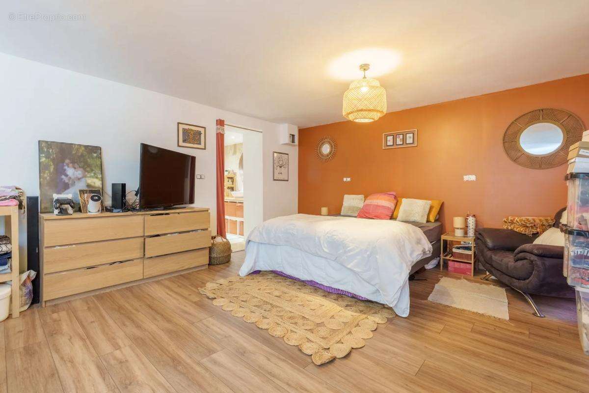 Atypique maison de village - photo 10
