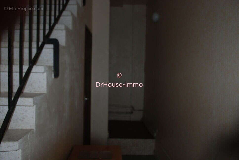 Maison à LACAPELLE-MARIVAL