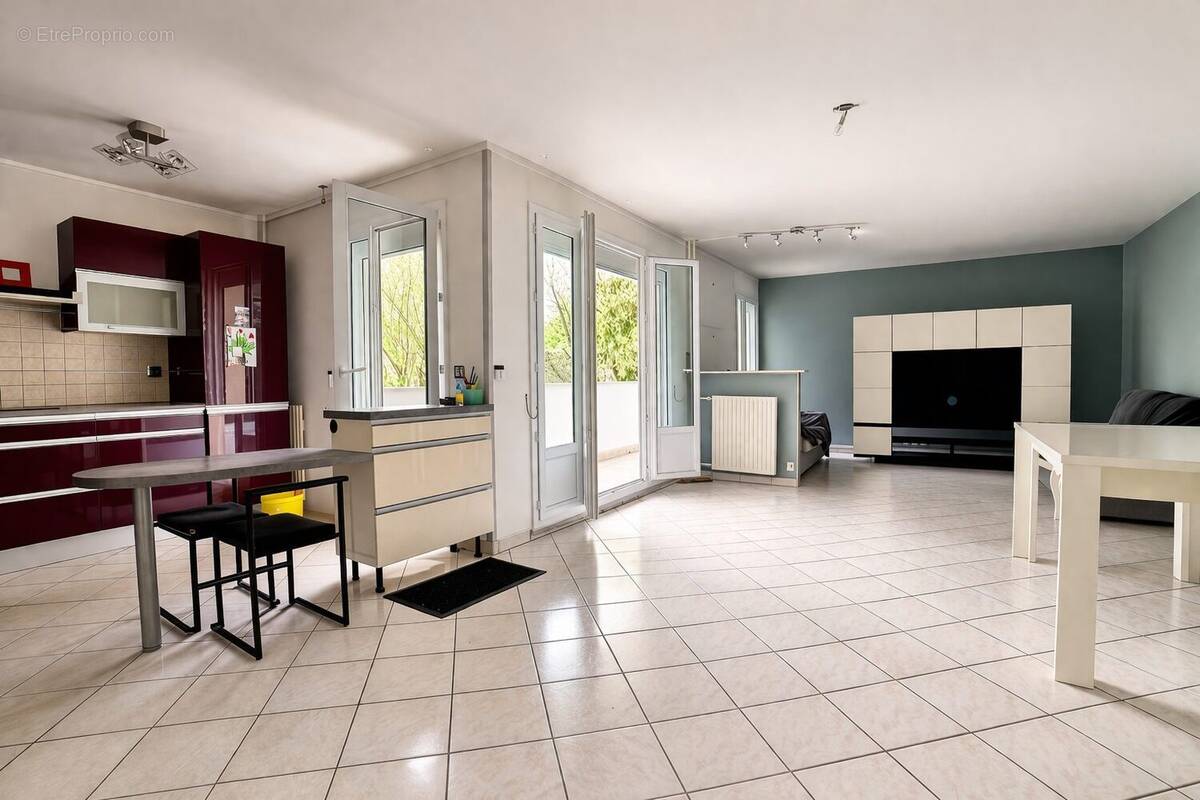 Appartement à BONDY