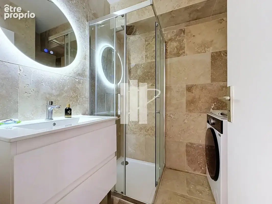 Appartement rénové en dernier étage - photo 6