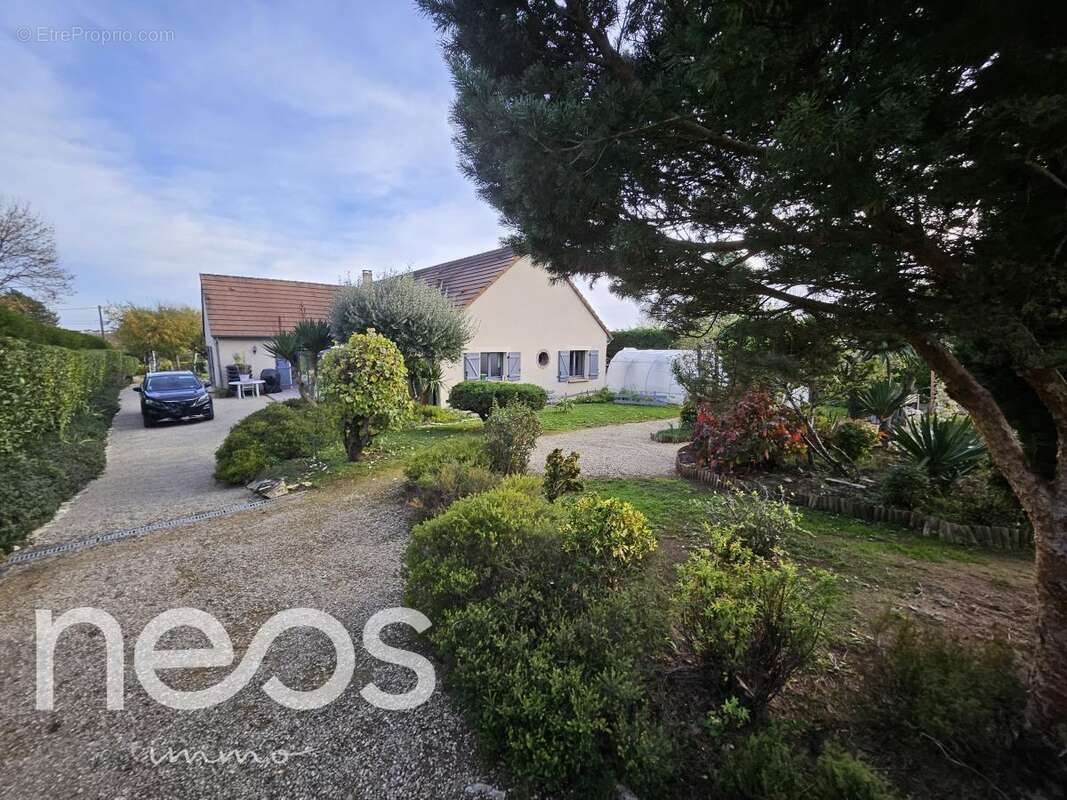 Maison à FARGES-EN-SEPTAINE