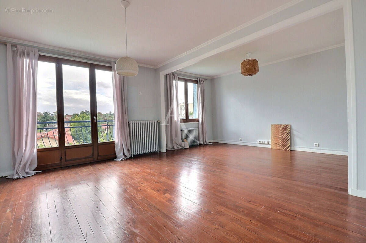 Appartement à MAISONS-LAFFITTE