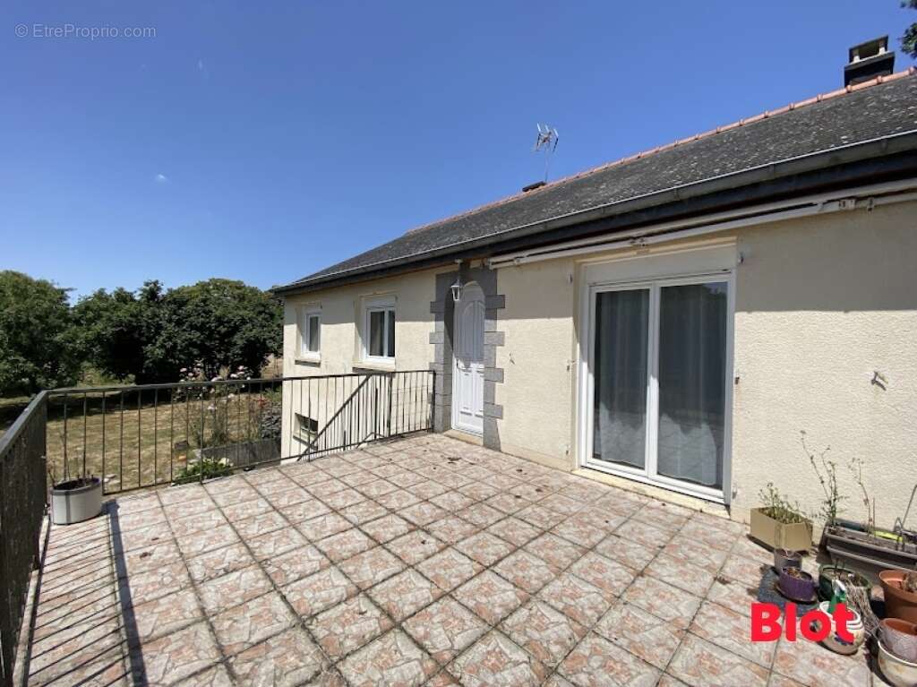 Maison à CHATEAUGIRON