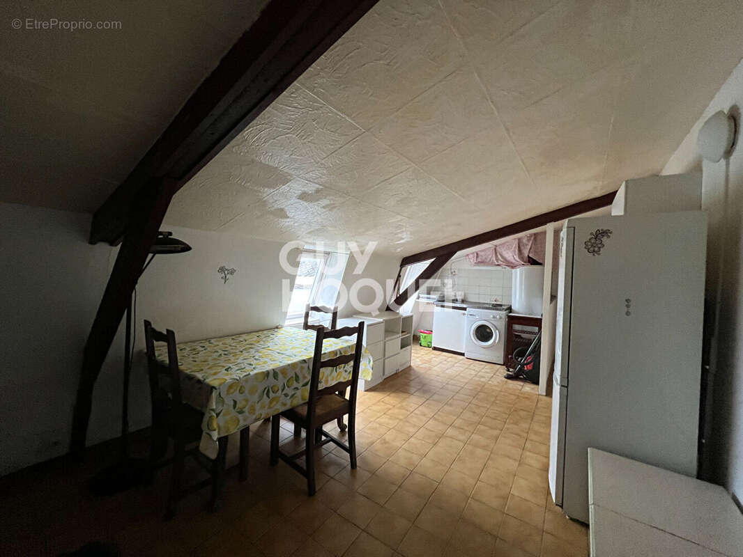 Appartement à MILLY-LA-FORET