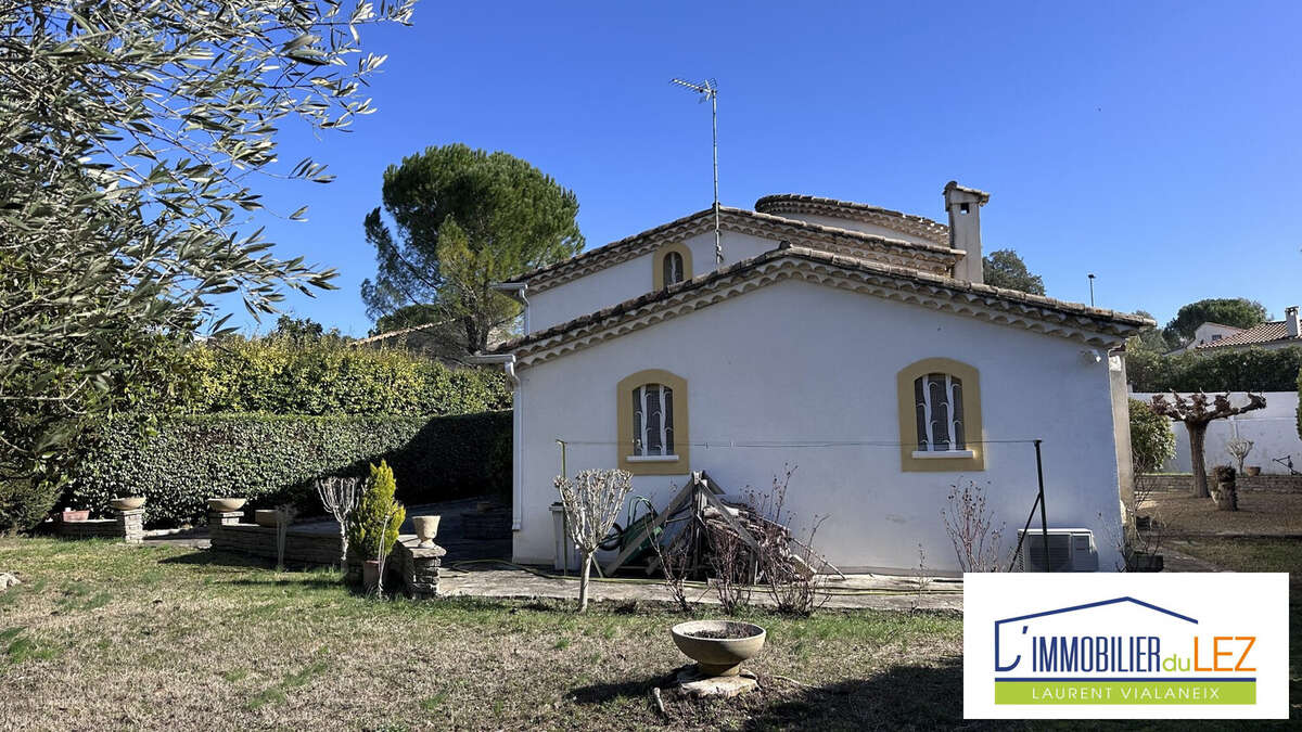 Maison à SAINT-CLEMENT-DE-RIVIERE