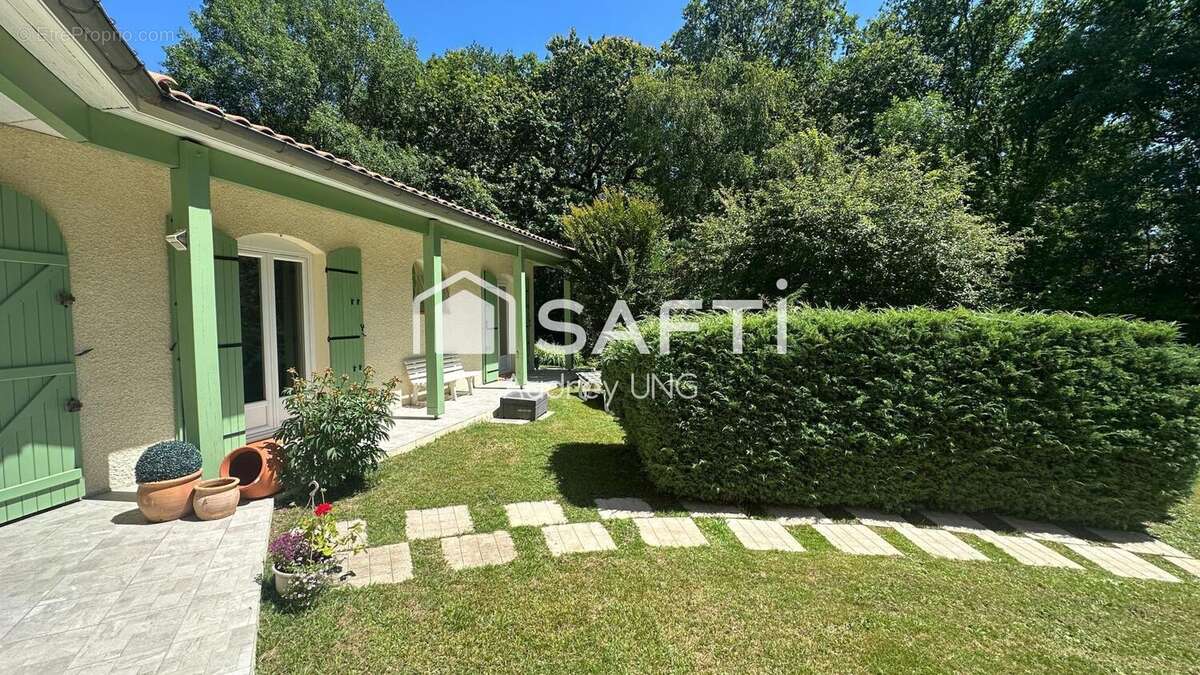 Photo 2 - Maison à FARGUES-SAINT-HILAIRE