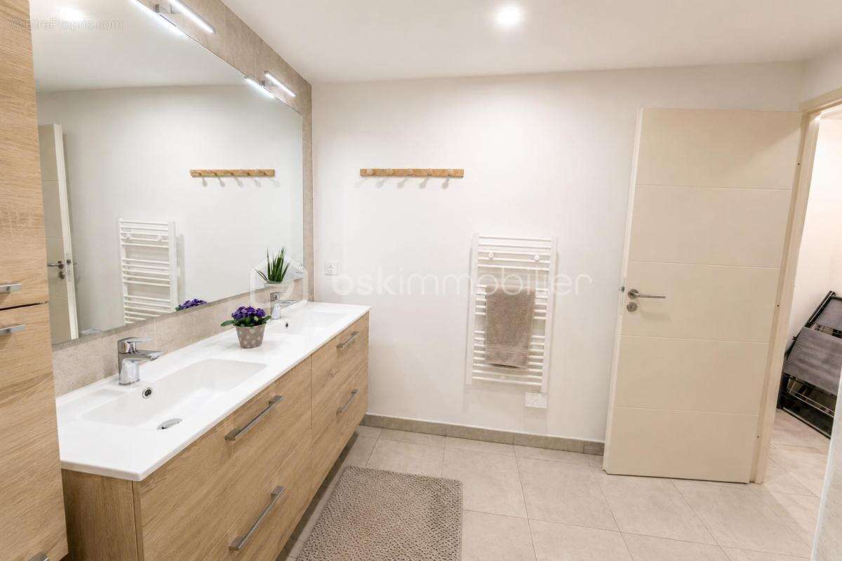 Appartement à FRONTIGNAN