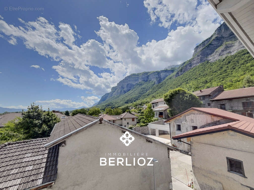 Appartement à LUMBIN