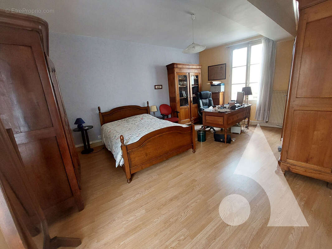 Maison à CREPY-EN-VALOIS