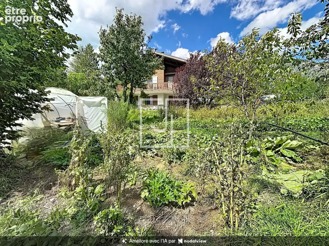 Maison composée de 3 appartements avec terrain et combles aménageables   Barcelonnette (04400) - photo 27
