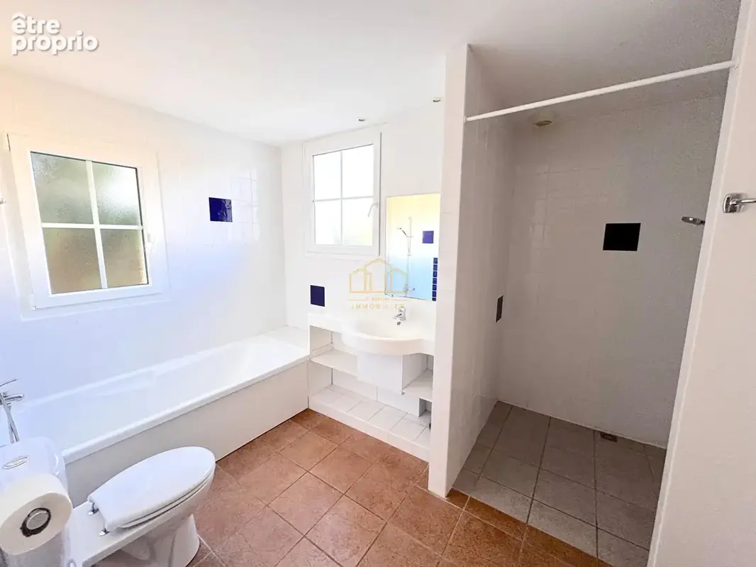 Villa T5 avec piscine à vendre au golf de Gujan-Mestras - photo 10