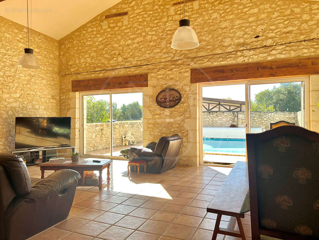 Maison à SAINTE-FOY-LA-GRANDE