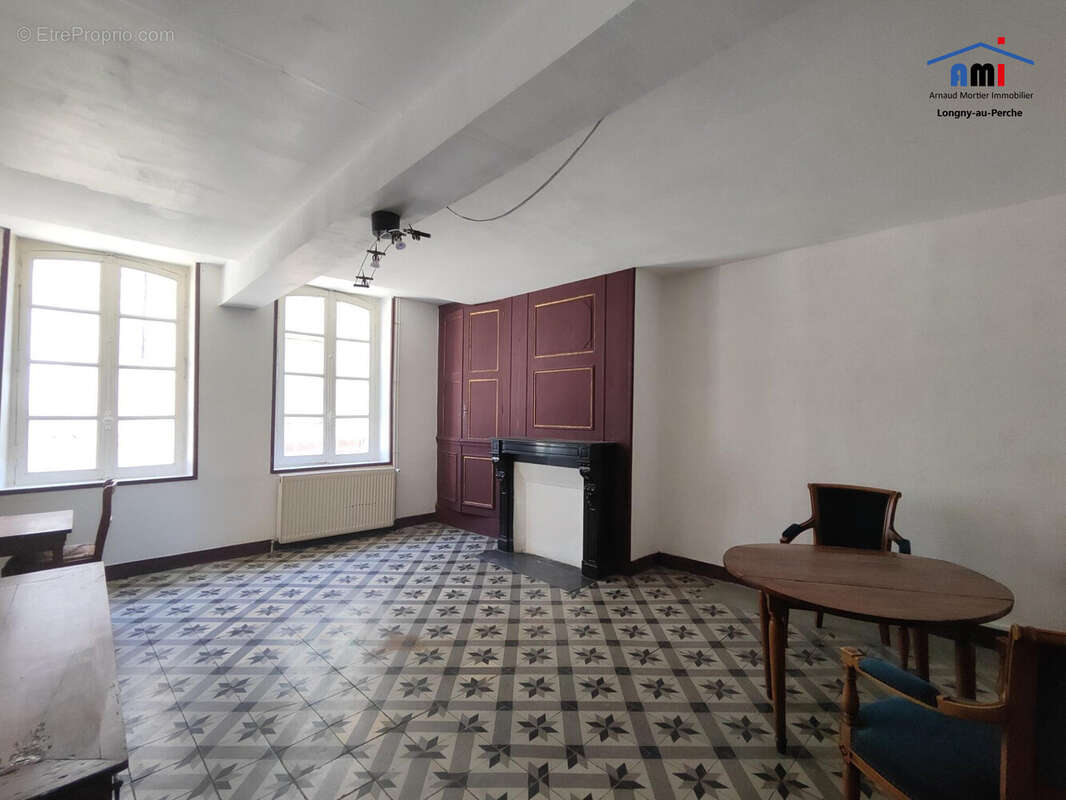 Maison à LONGNY-AU-PERCHE