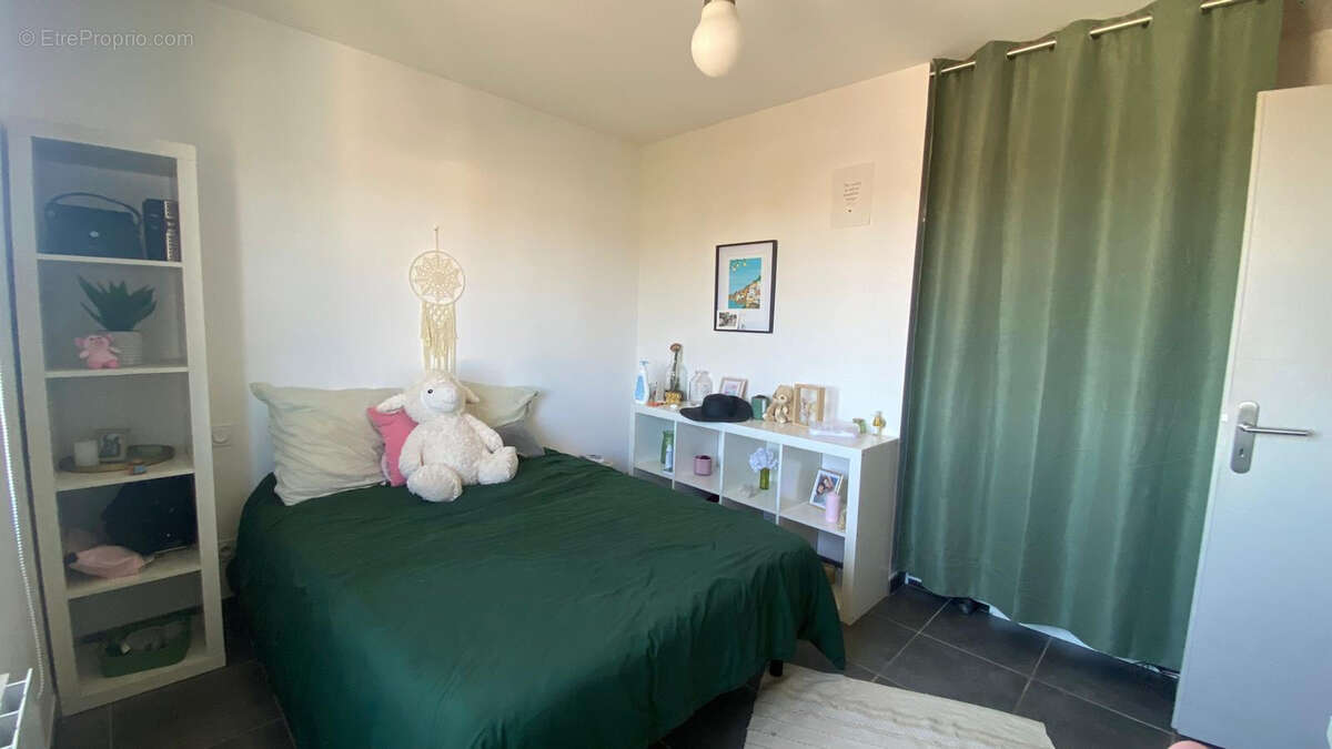 A vendre villa T5 de 158 m2 avec garage et piscine sur une parcelle de 1060 m2 à Narbonne - photo 13