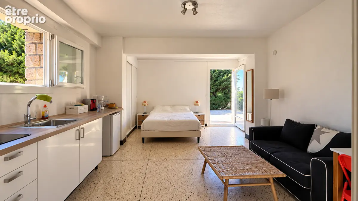Les issambres villa vue mer fort potentiel a pied du centre et plages - photo 15