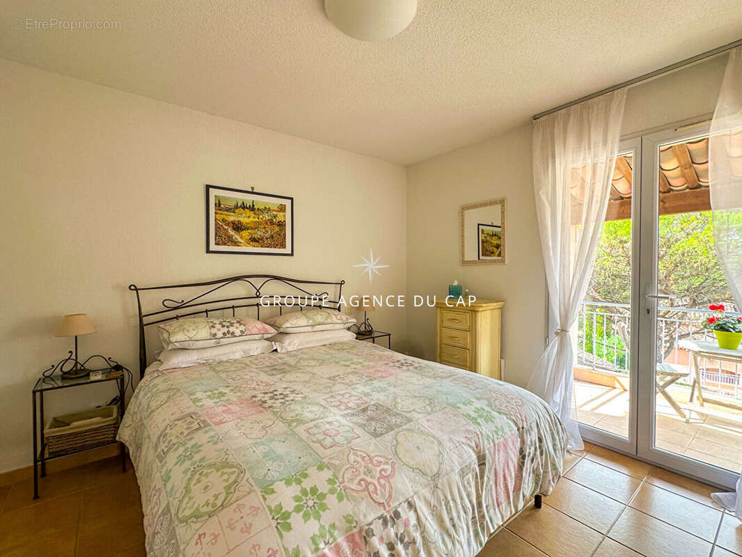 Maison à LES ISSAMBRES