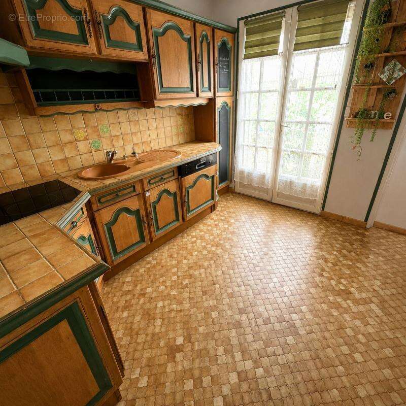 Pavillon plain pied 4p 3 chambres avec sous-sol total À Vendre - photo 5