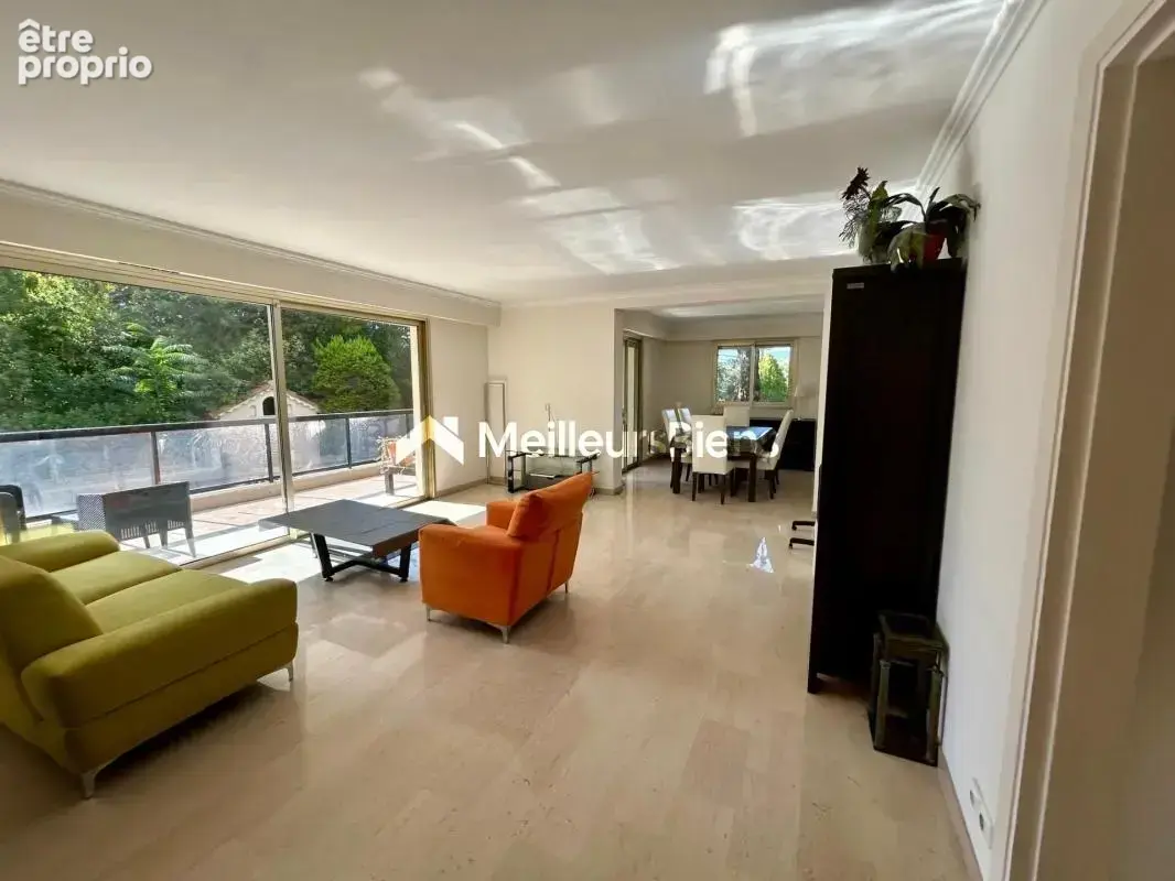 Cannes  : Grand 3 pièces de 98 m2, avec terrasse, garage et piscine - photo 7