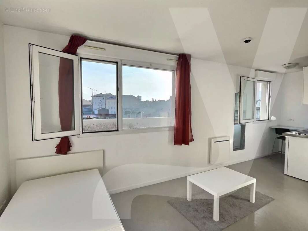 Studio 23 m² Nancy Faubourg des 3 Maisons - photo 3