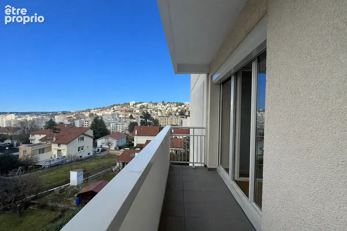 Appartement à SAINT-ETIENNE