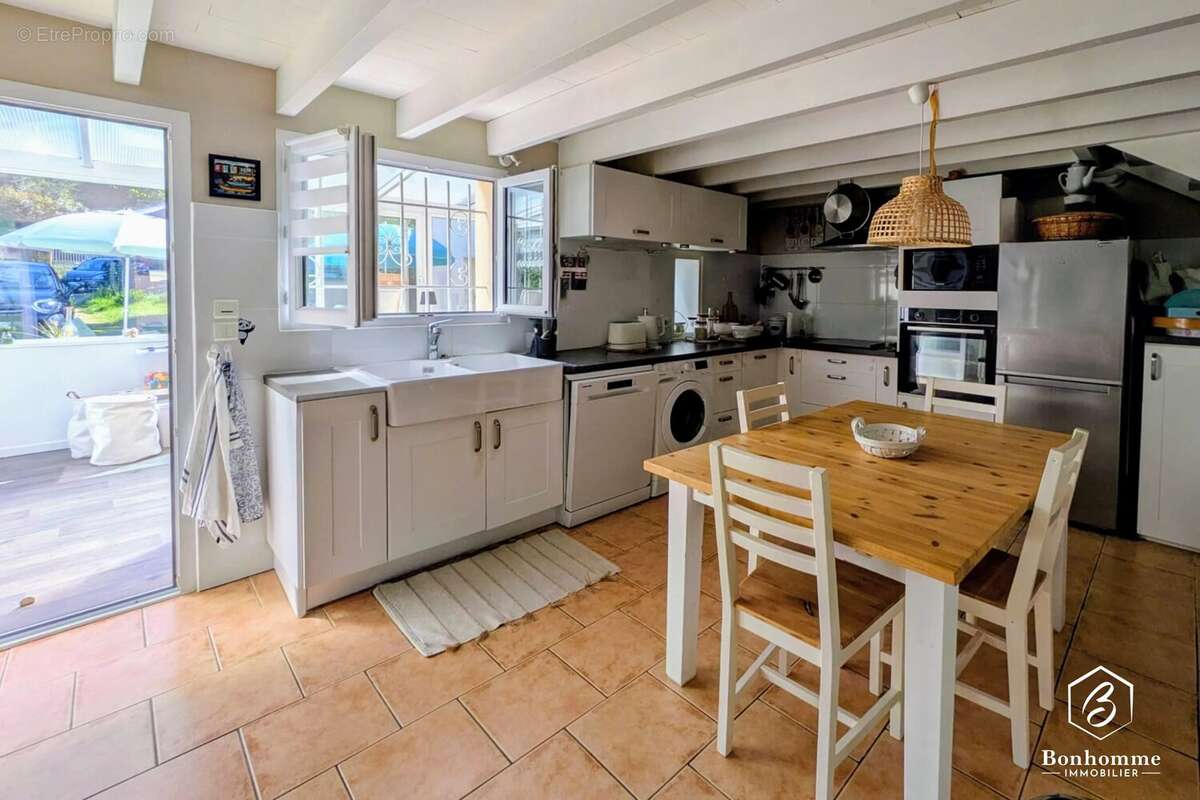 Maison 6 pièces - 148 m² Lestiac sur Garonne - photo 6