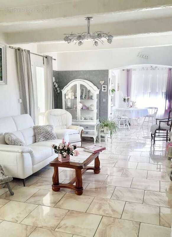 Maison à FORCALQUEIRET