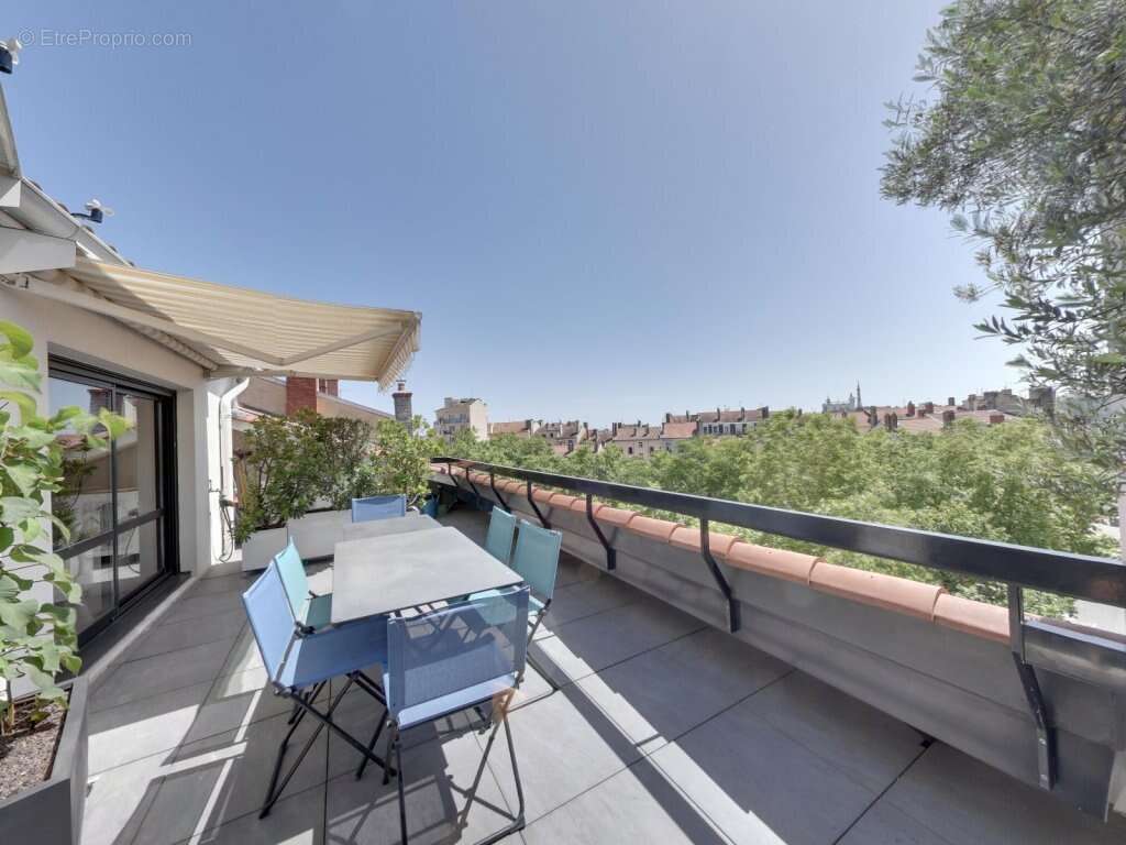 Appartement à LYON-4E