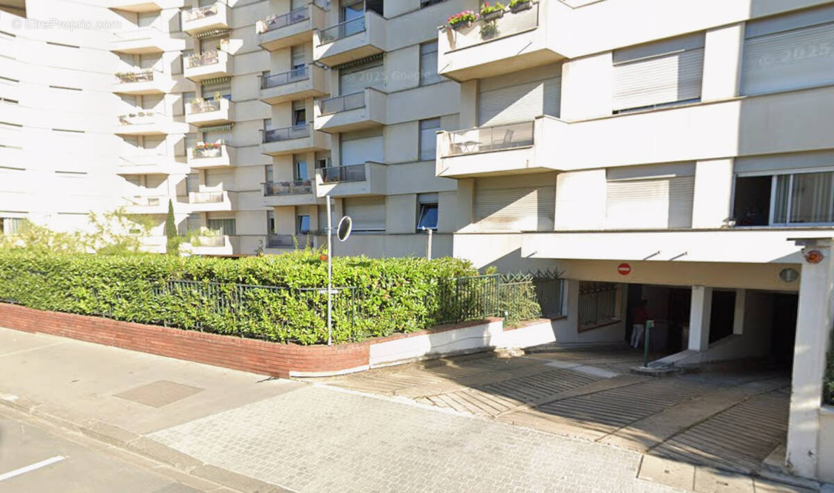 Parking à VINCENNES