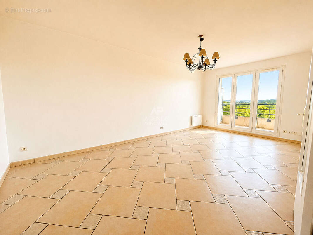 Appartement Meulan En Yvelines 2 pièce(s) 50.43 m2 - photo 5