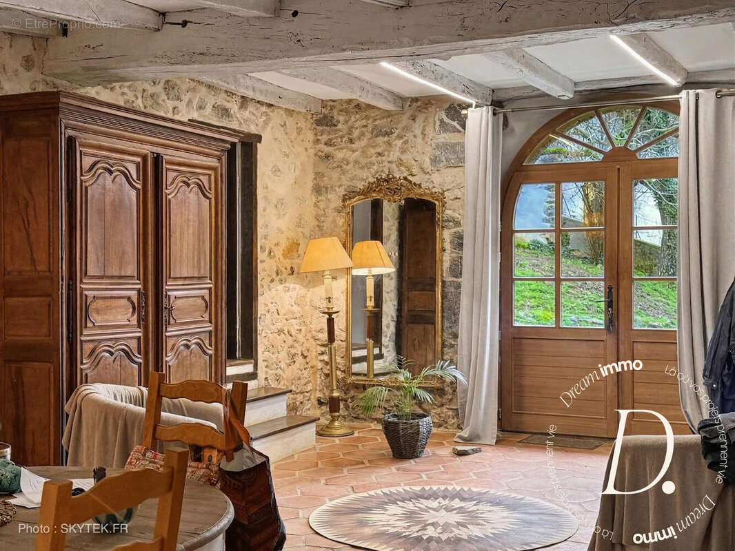 Maison à ISTURITS