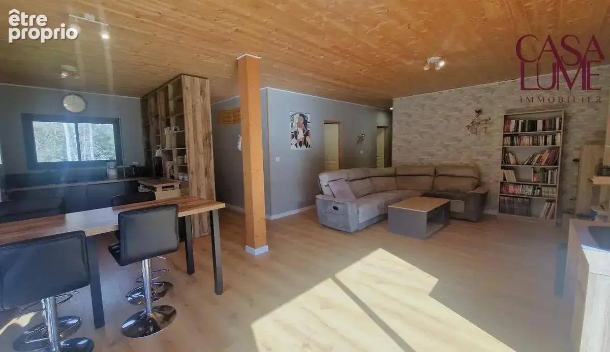 Maison + 2 gîtes et 6300 m² de terrain - photo 9