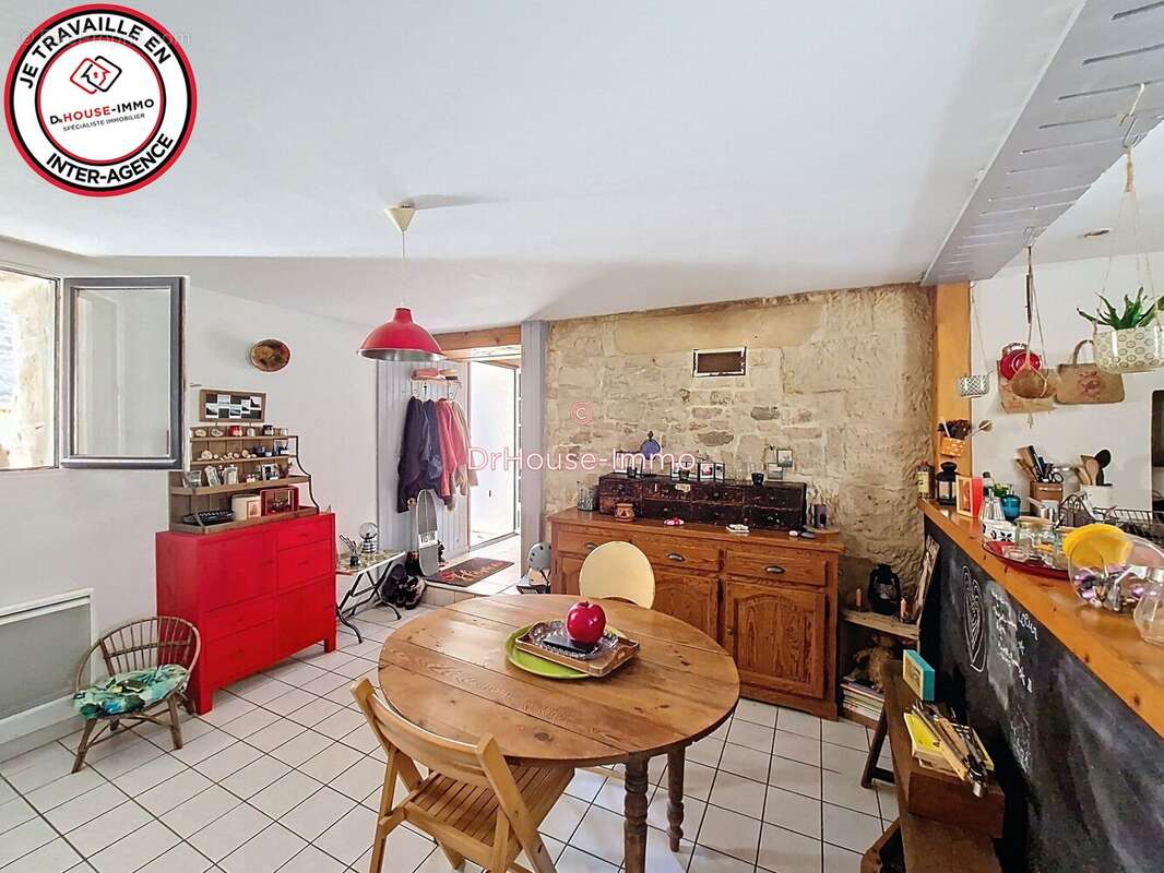 Maison à SAINT-GELAIS