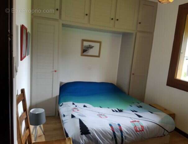 Maison à LA RIVIERE-ENVERSE